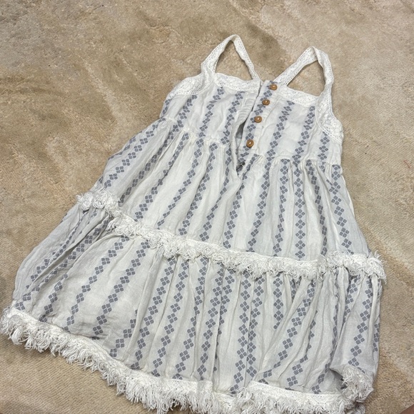 Bundle of 8 size 4t dress - Picture 3 of 9